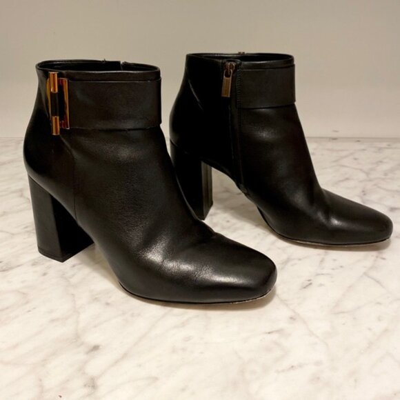 Michael Kors ‘Gloria’ Leather boots - Picture 2 of 9